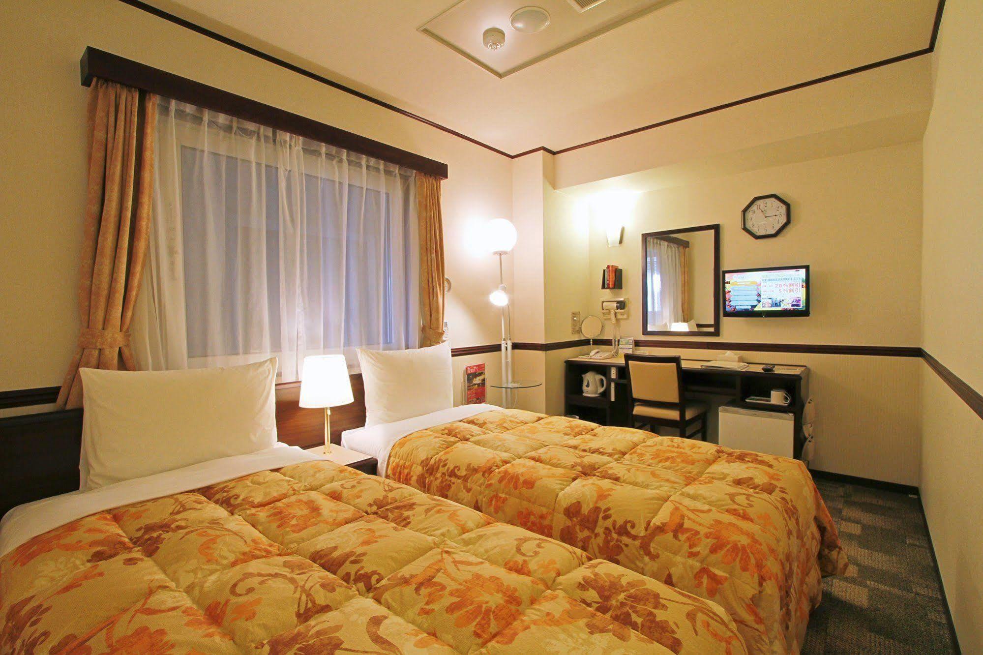 Toyoko Inn Shonan Hiratsuka Eki Kita Guchi No 2 Экстерьер фото